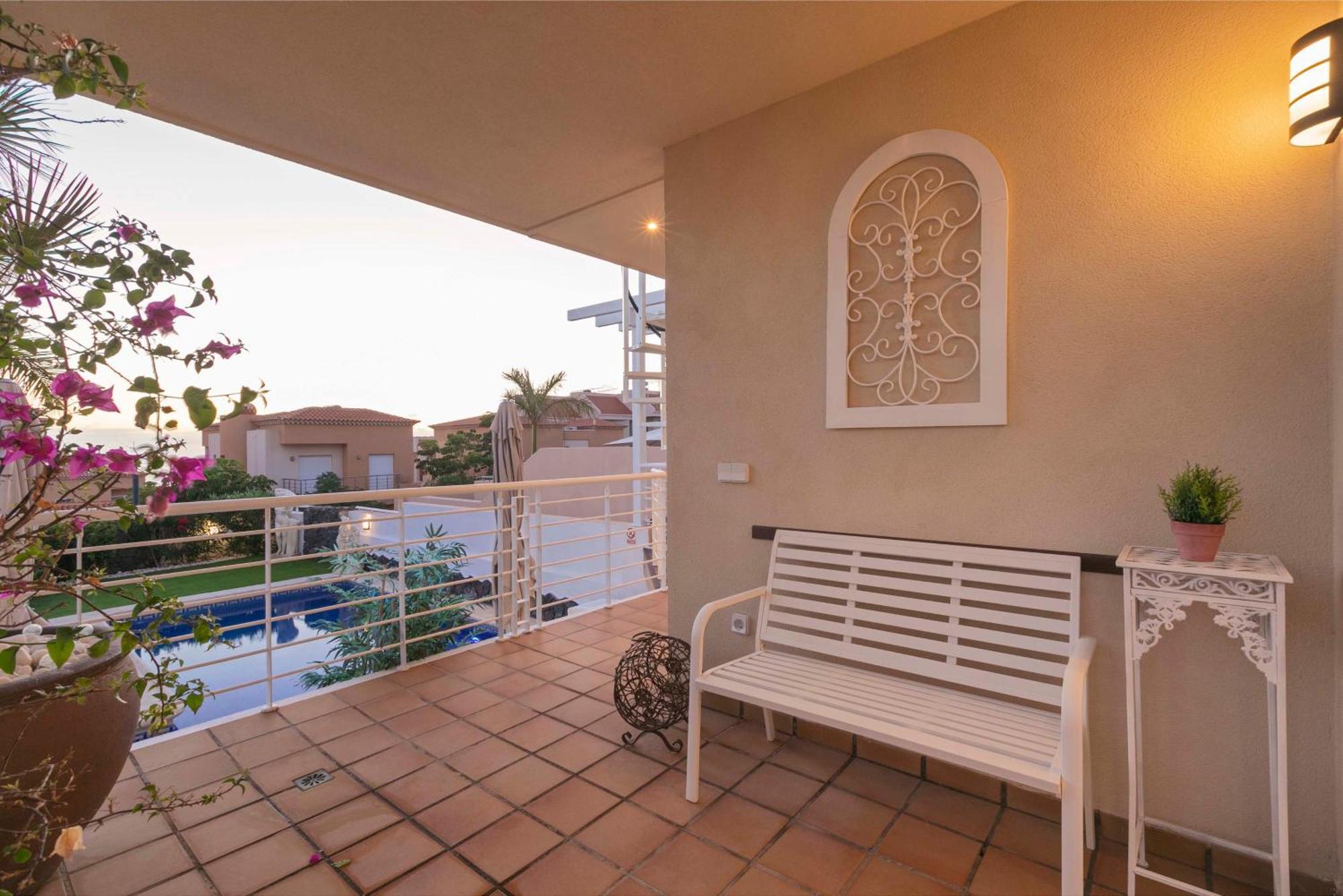 My Island Escape - Sea Views - Private Pool, Sauna بويرتو دي سانتياغو المظهر الخارجي الصورة